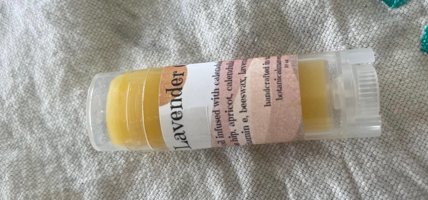 Lavender Lip Balm: Natural Calendula & Apricot Oil